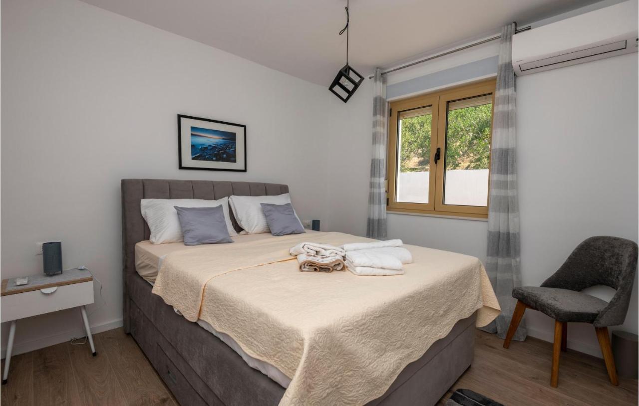 Holiday Home Villetta Belveder Baska Voda Exterior photo
